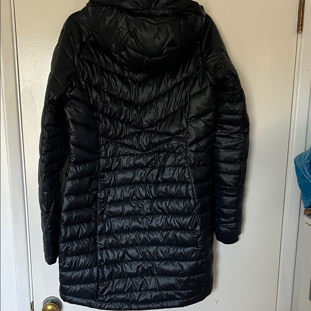 Columbia Women's Midnight Black Puffer Coat - Picture 5 of 6